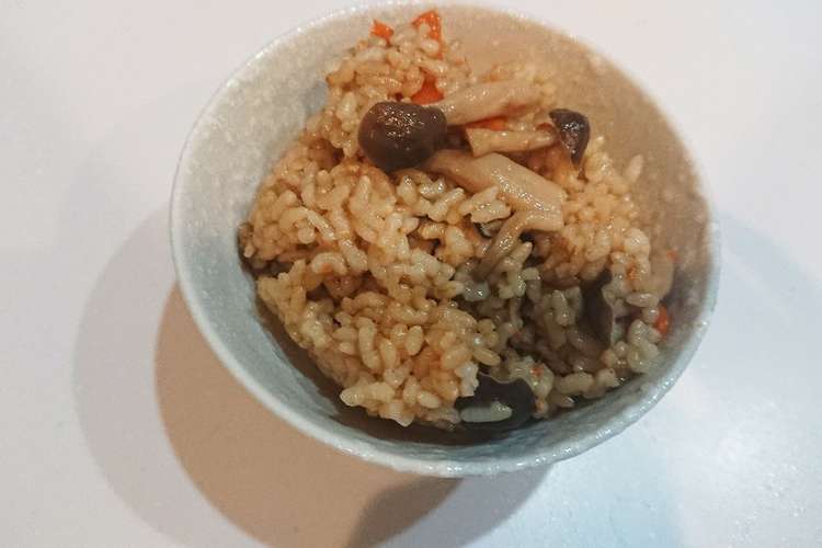 ゼロ活力鍋で 玄米のめんつゆ炊き込みご飯 レシピ 作り方 By たいぷ4 クックパッド 簡単おいしいみんなのレシピが356万品