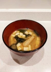お豆腐たっぷり簡単・基本の味噌汁