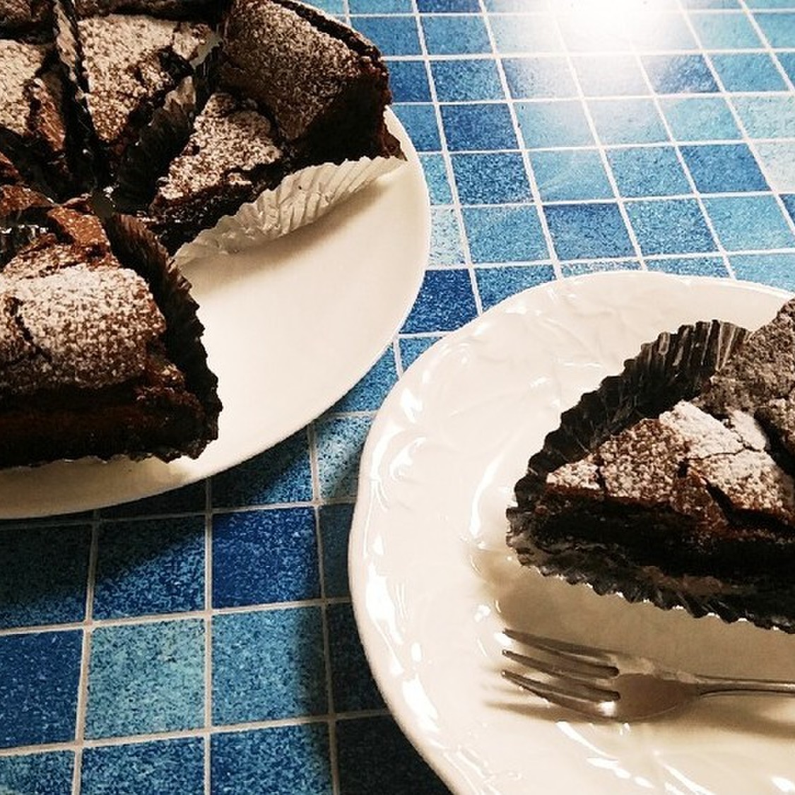 板チョコ2枚で作る♡ガトーショコラ