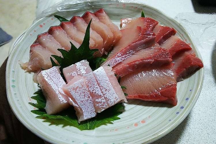 ぶりのお刺身 3種食べ比べ レシピ 作り方 By Sakanaにいさん クックパッド 簡単おいしいみんなのレシピが378万品