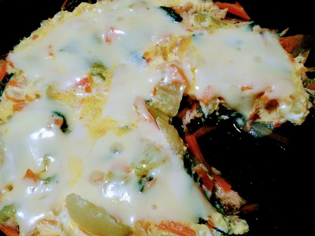 ツナ缶でチンゲン菜のチーズ卵とじ レシピ 作り方 By おとhana クックパッド 簡単おいしいみんなのレシピが359万品