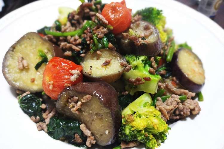 てんこ盛り野菜のガーリックコンソメ炒め レシピ 作り方 By 単身赴任サラリーマン クックパッド