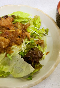 鶏肉とネギダレ＆ジャガイモと豆腐の味噌汁