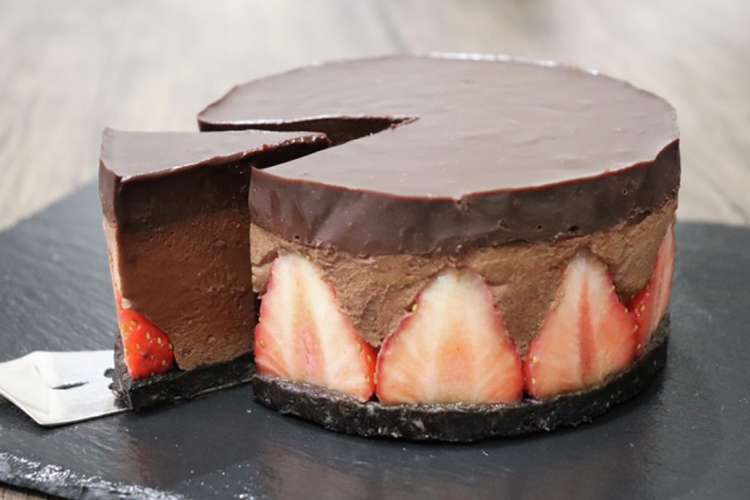 生チョコムースストロベリーケーキ レシピ 作り方 By たけ民キッチン クックパッド 簡単おいしいみんなのレシピが376万品