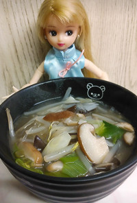 リカちゃん♡八宝菜風春雨もやしあんスープ