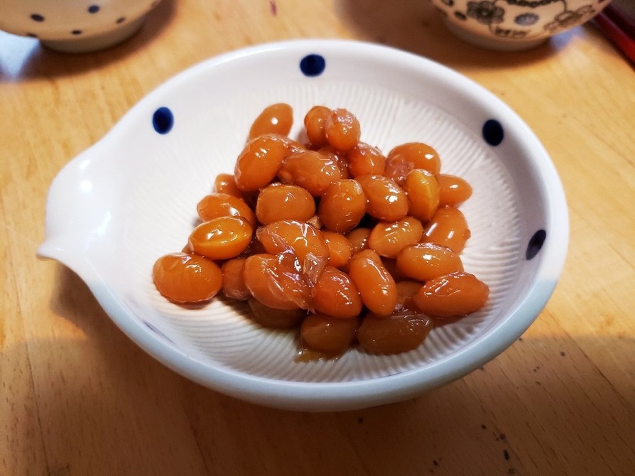 飛騨高山宮川朝市のおばちゃんの煮豆の画像