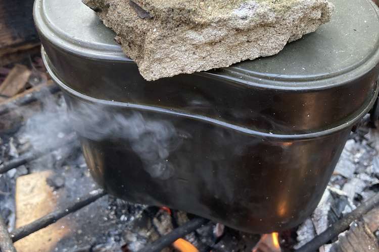 簡単 飯盒炊飯でご飯を炊く レシピ 作り方 By Teru0358 クックパッド 簡単おいしいみんなのレシピが350万品