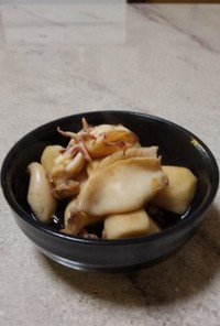 子イカと里芋の煮物