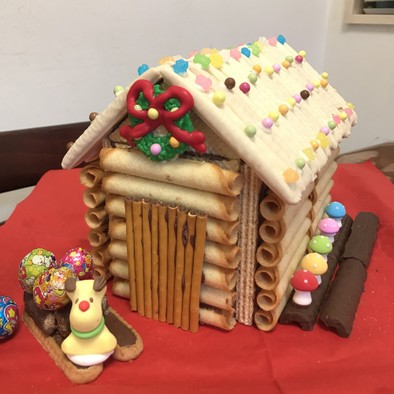 2020 クリスマス お菓子の家 の写真