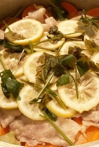 大入島のマリンレモンと小豆島野菜で蒸し鍋