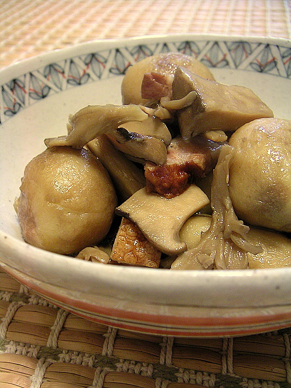 オリーブオイルで～里芋ときのこの煮物の画像