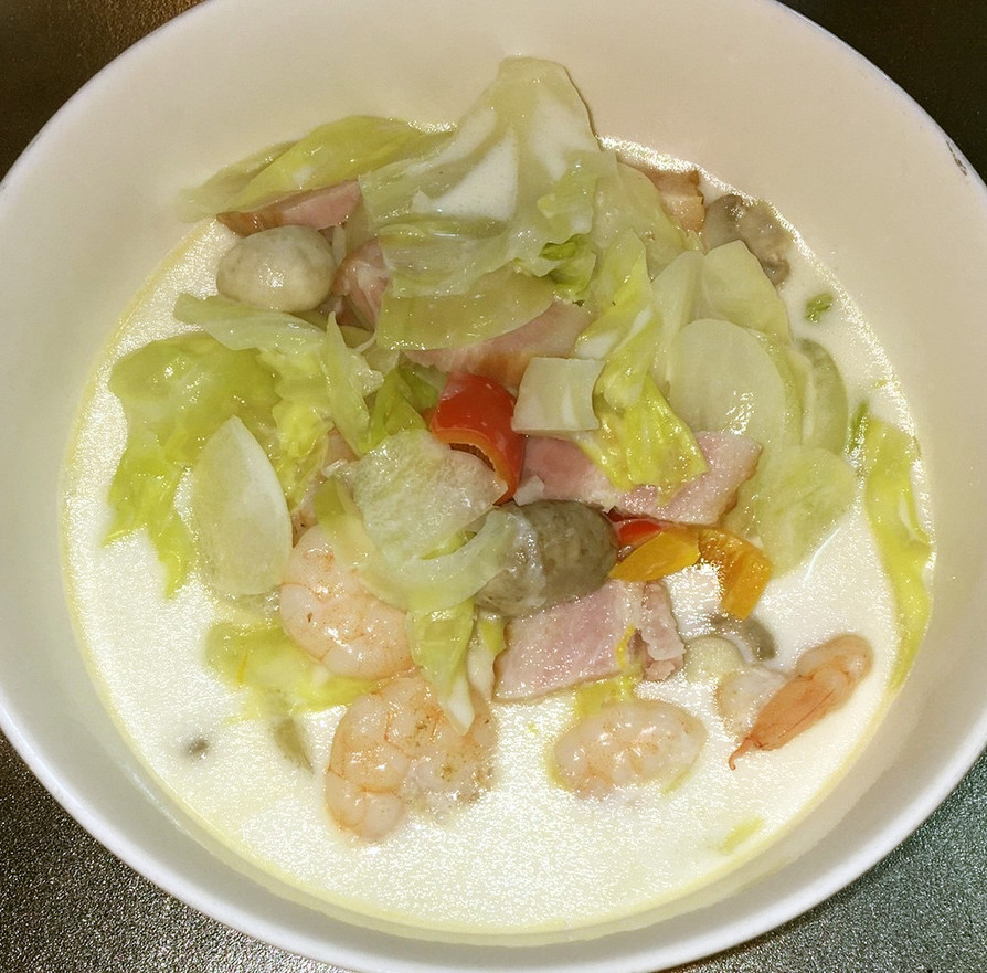 海老とキャベツのジンジャークリームスープの画像