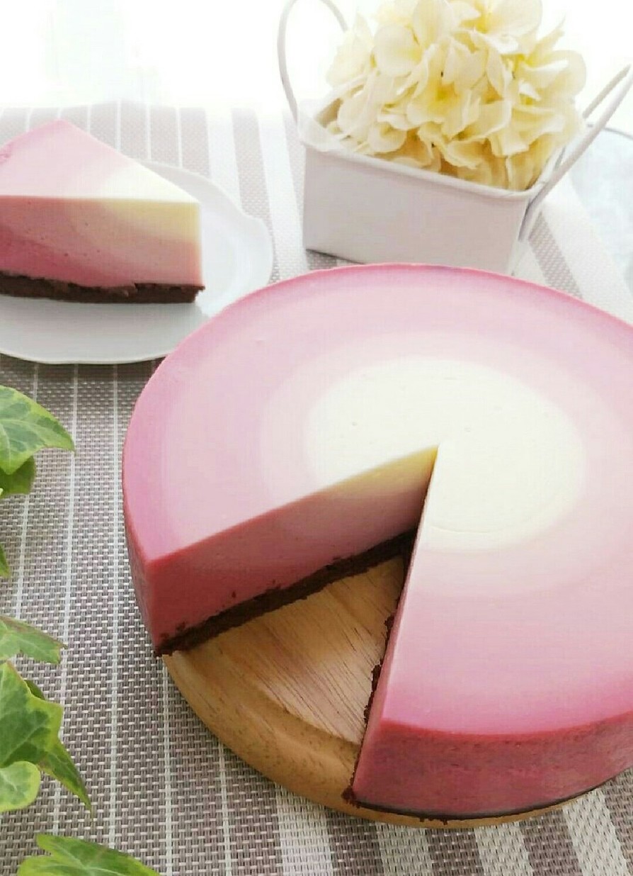 グラデーション☆ラズベリーチーズケーキの画像
