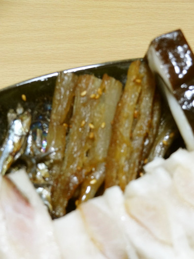 たたきごぼう ゴマ油炒め仕様の写真