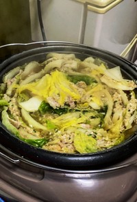 出汁から作る！白菜と豚肉のミルフィーユ鍋