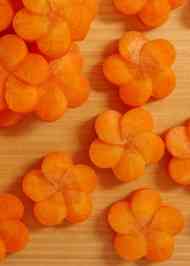 みんなが作ってる にんじん 飾り切り 型なしのレシピ クックパッド 簡単おいしいみんなのレシピが368万品