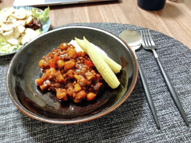 大豆ミートと根菜のヘルシーキーマカレーの写真