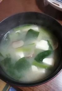 小松菜豆腐マッシュの味噌汁