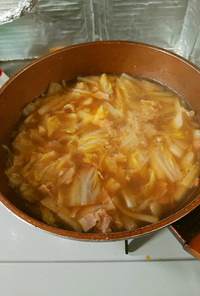 ヨウサマの減塩白菜とベーコンのスープ