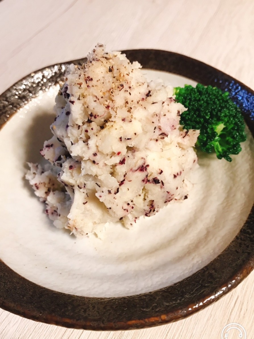里芋のポテトサラダ(ゆかり風)の画像