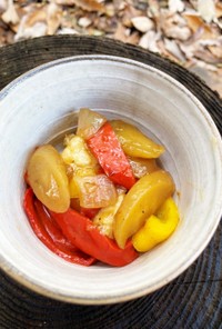 赤ピーマンと黄色人参の高野豆腐酢豚風