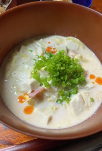 牛乳ピリ辛スープ
