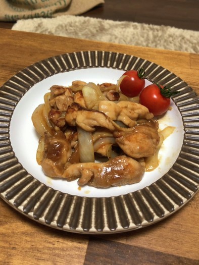 【簡単・材料2つ】鶏もも肉の生姜焼きの写真
