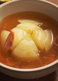 圧力鍋で簡単☆まるごと玉ねぎスープ