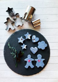 子供と一緒に作れる青いチョコレート