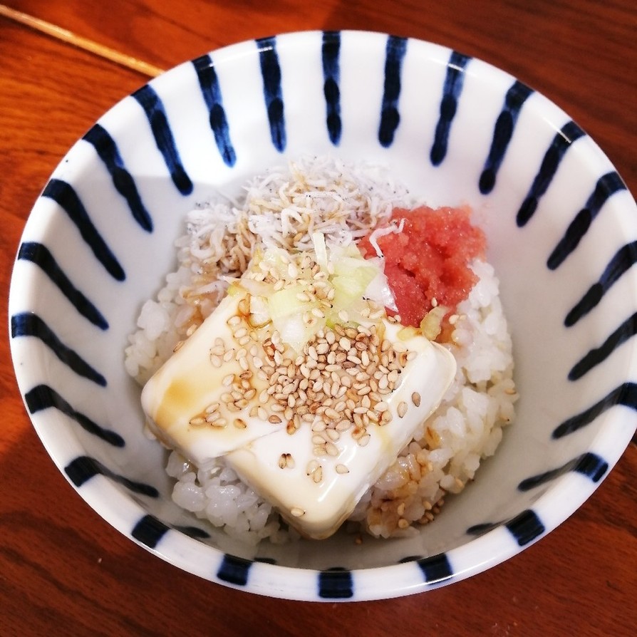 【簡単のっけ飯】明太子としらすとお豆腐の画像