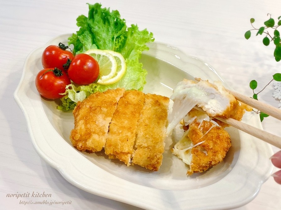 むね肉で大満足！のびーるチキンチーズカツ by noripetit 【クックパッド】 簡単おいしいみんなのレシピが396万品