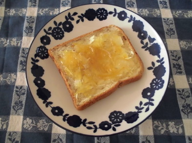 さわやか♪レモンジャムとクリチのトーストの写真