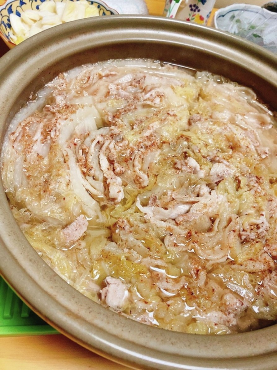 簡単美味しい！豚バラ白菜ミルフィーユ鍋の画像