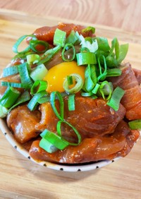 ブリの韓国風ヅケ丼
