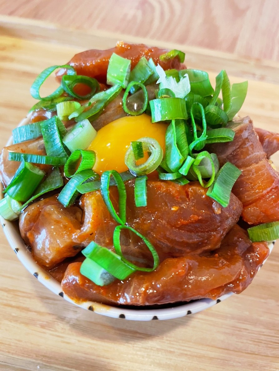ブリの韓国風ヅケ丼の画像