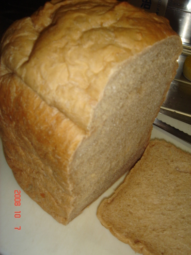 余ったロールケーキでパン（カフェオレ）の写真