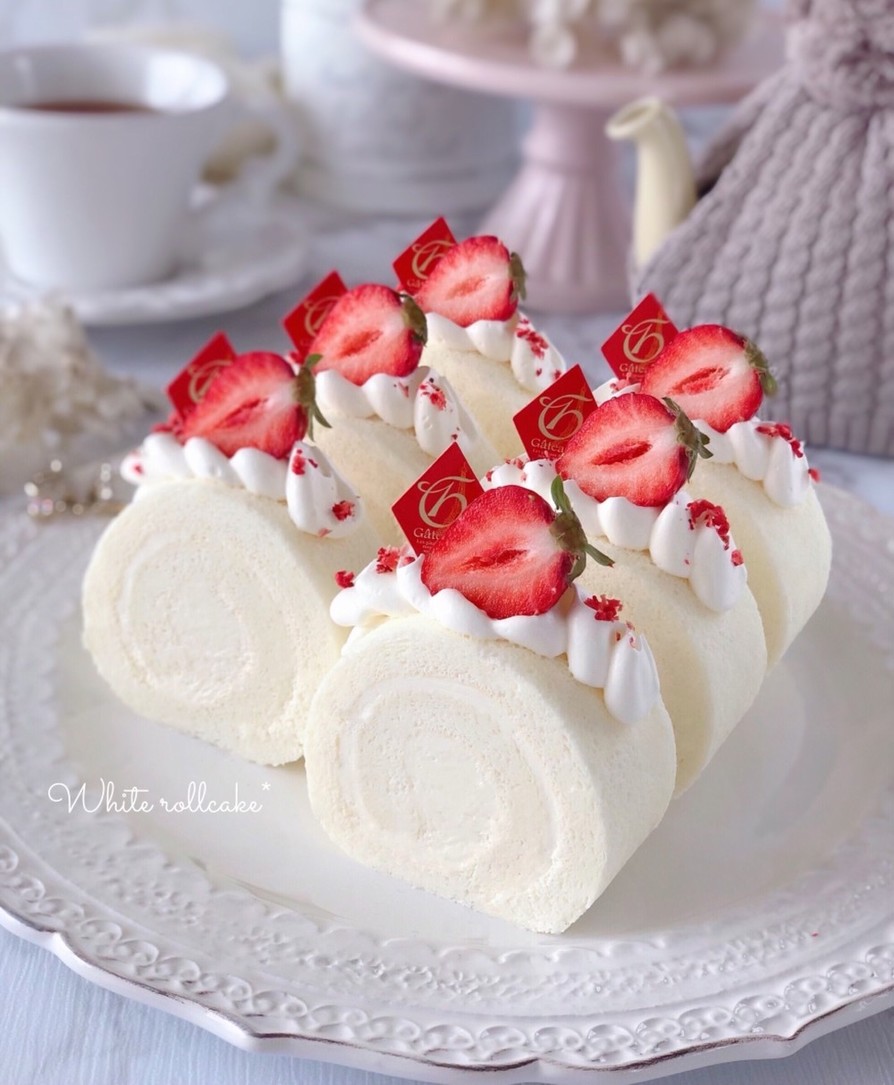ホワイトチョコロールケーキ♡の画像
