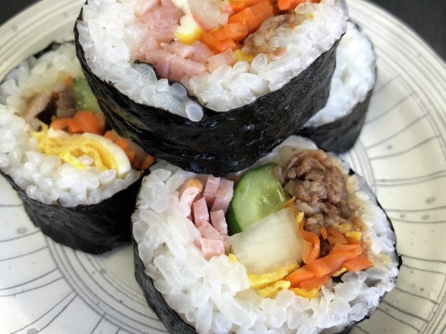 韓国風海苔巻き キムパプ で開運 レシピ 作り方 By 岐阜県富加町とみぱん クックパッド 簡単おいしいみんなのレシピが360万品