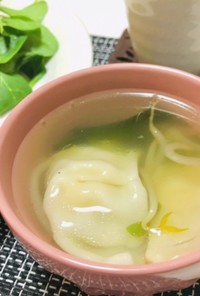 冷凍餃子でもやしとわかめの簡単餃子スープ