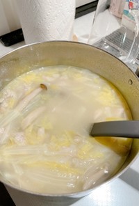 白菜と豚団子のスープ