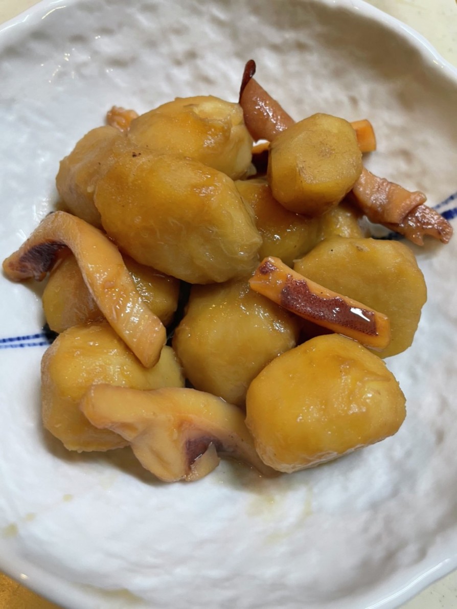 コストコ冷凍焼きイカで里芋の煮物の画像