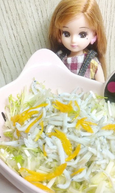 リカちゃん♡水菜金柑じゃこさんサラダ*.の写真