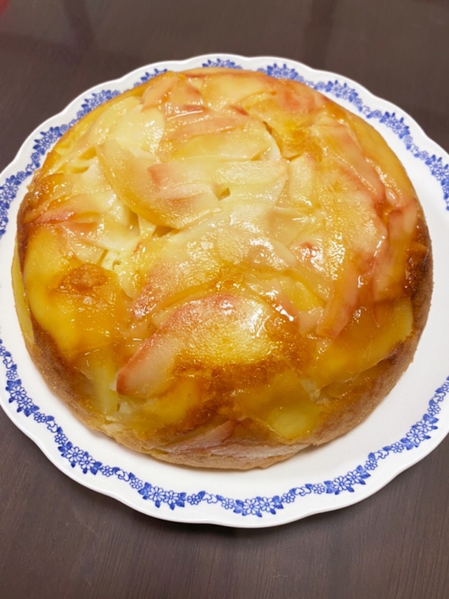 りんごとルレクチェの炊飯器ケーキ 卵なしの画像