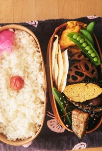 お弁当★サラダチキンでカレーチーズピカタ