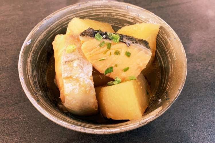 白だしに生姜が香る ほっこり鮭大根 レシピ 作り方 By みほりん クックパッド 簡単おいしいみんなのレシピが354万品
