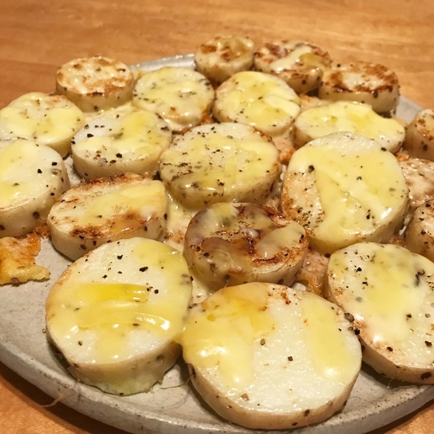 皮ごと☆長芋のペッパーチーズ焼きの画像