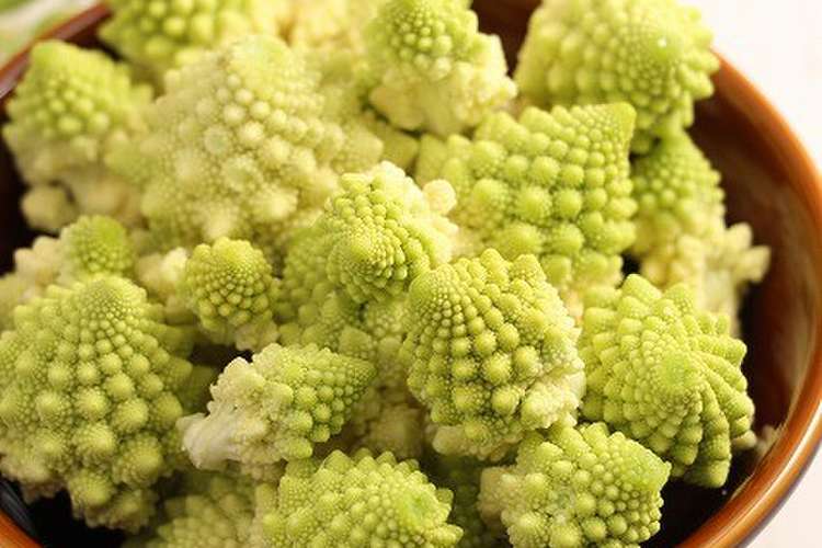 簡単 ロマネスコのかわいい切り方 レシピ 作り方 By だんどり亭 クックパッド 簡単おいしいみんなのレシピが365万品
