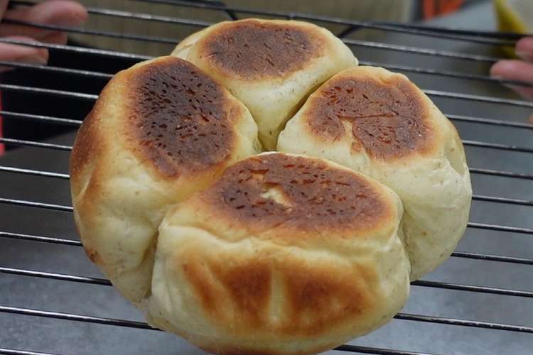 パンはくるくる回して焼くのがコツ プロに教わる焼き網の使い方 中川政七商店の読みもの