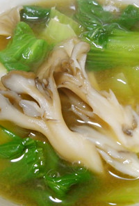 レクチンフリーチンゲン菜と舞茸の味噌汁