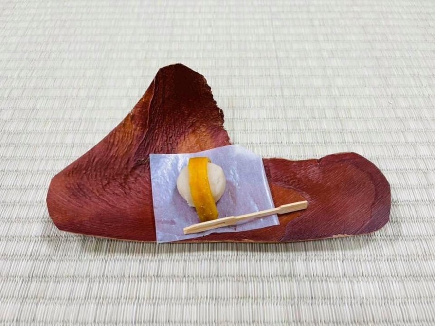 雪花菜(オカラ)を使った茶会用和菓子の画像